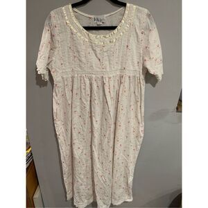 Vintage Floral Nightgown- The 1 For Us-Lace Pleated POCKETS White/Red Medium EUC